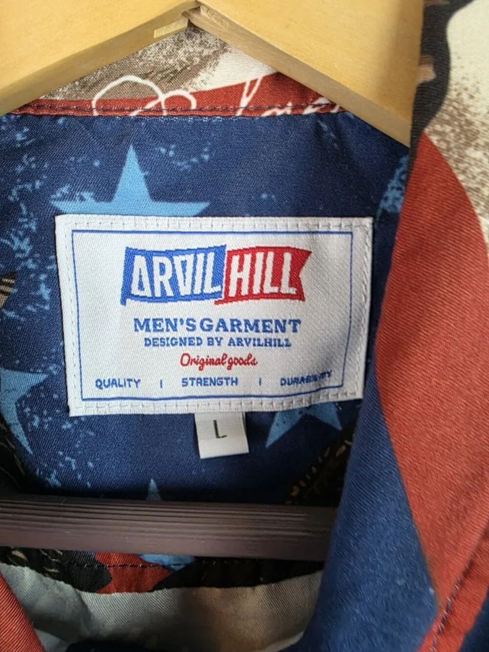 Arvil Hill Mens Shirt Size Large Blue Patriotic USA America Flag Button Down Top